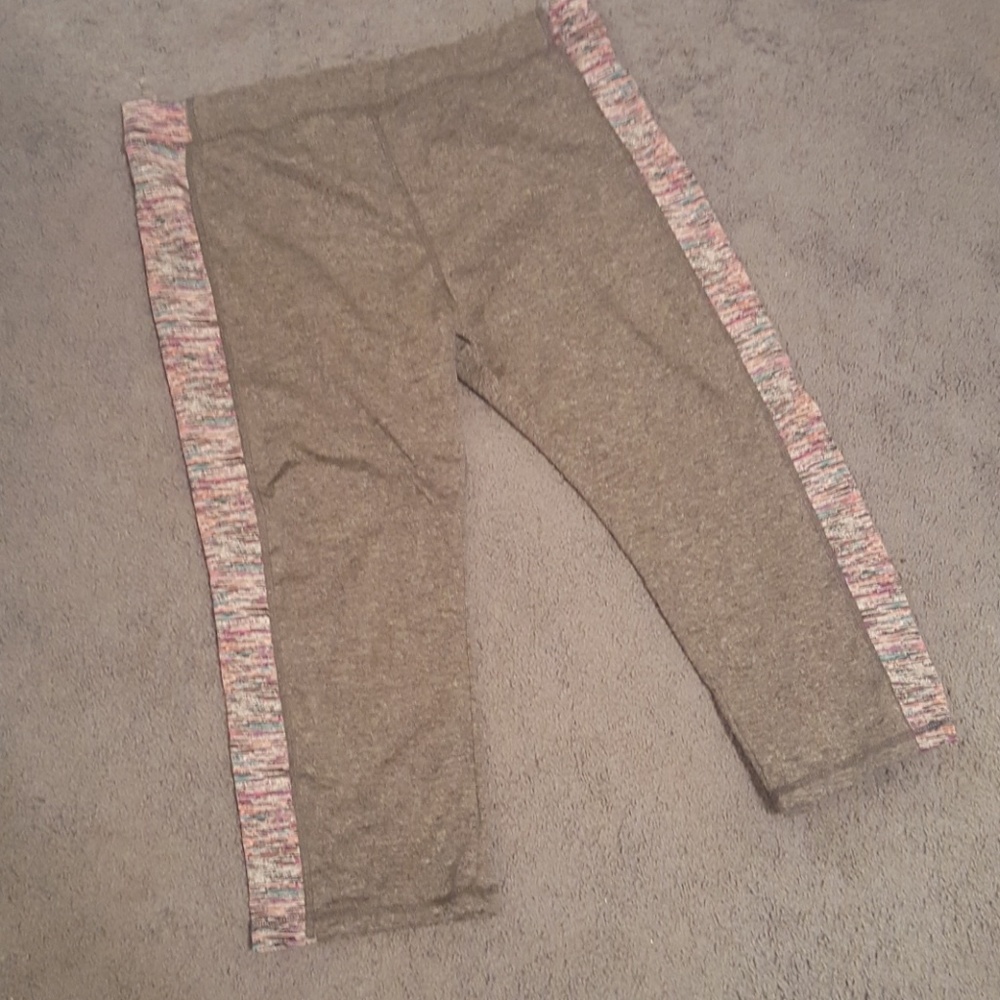 Workout capris